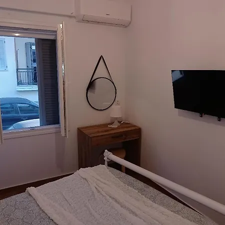 Kirkis Lägenhet