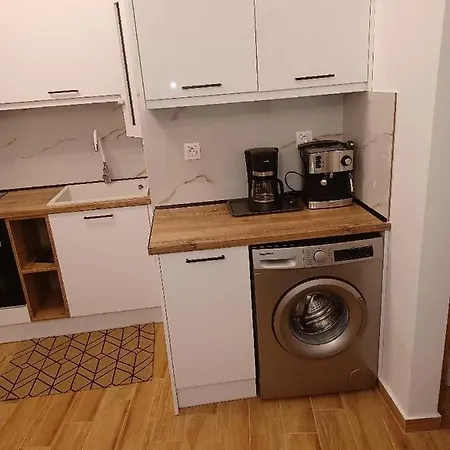 Kirkis Apartment