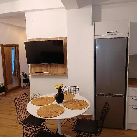 Kirkis * Corfu (city)